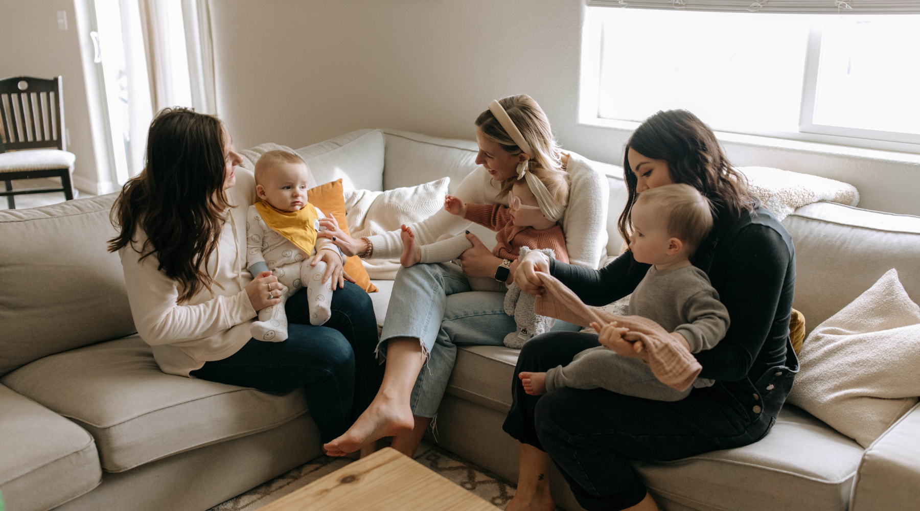 Top 9 Best Communities for New Moms