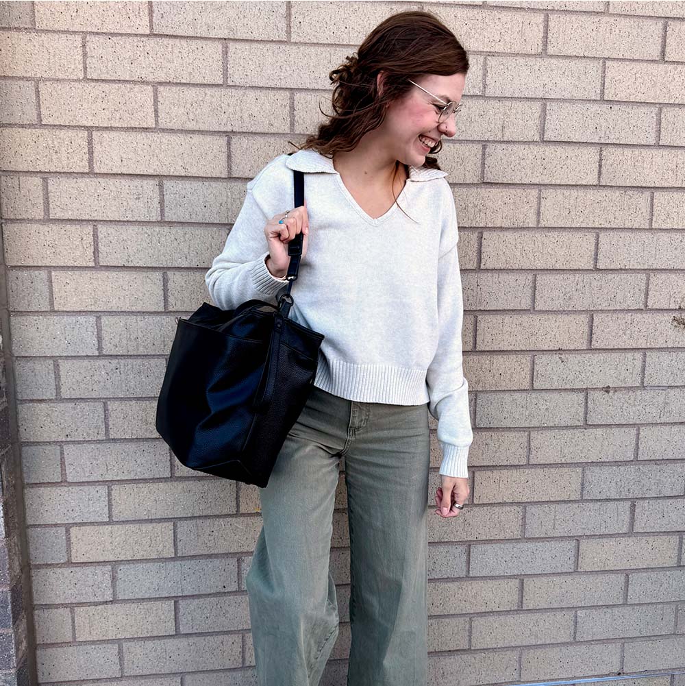 5 Essentials Every Working Mom Should Keep in Her Bag