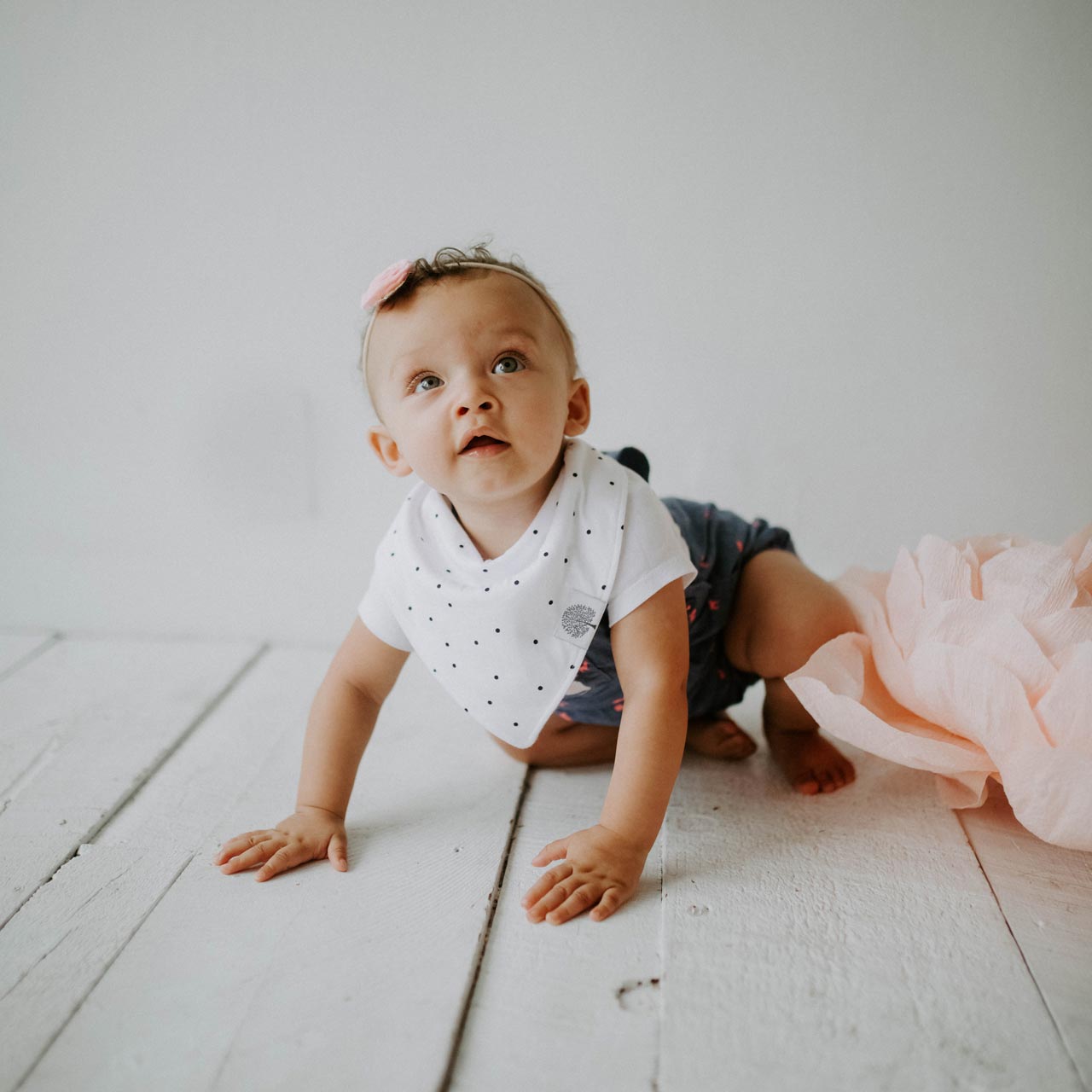 Blush Bandana Bib Set. 