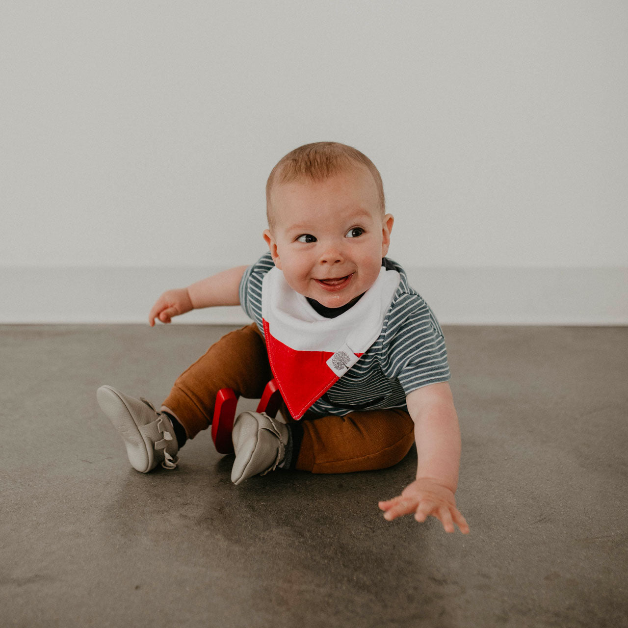 Red, White, and Blue Bandana bib for baby. 