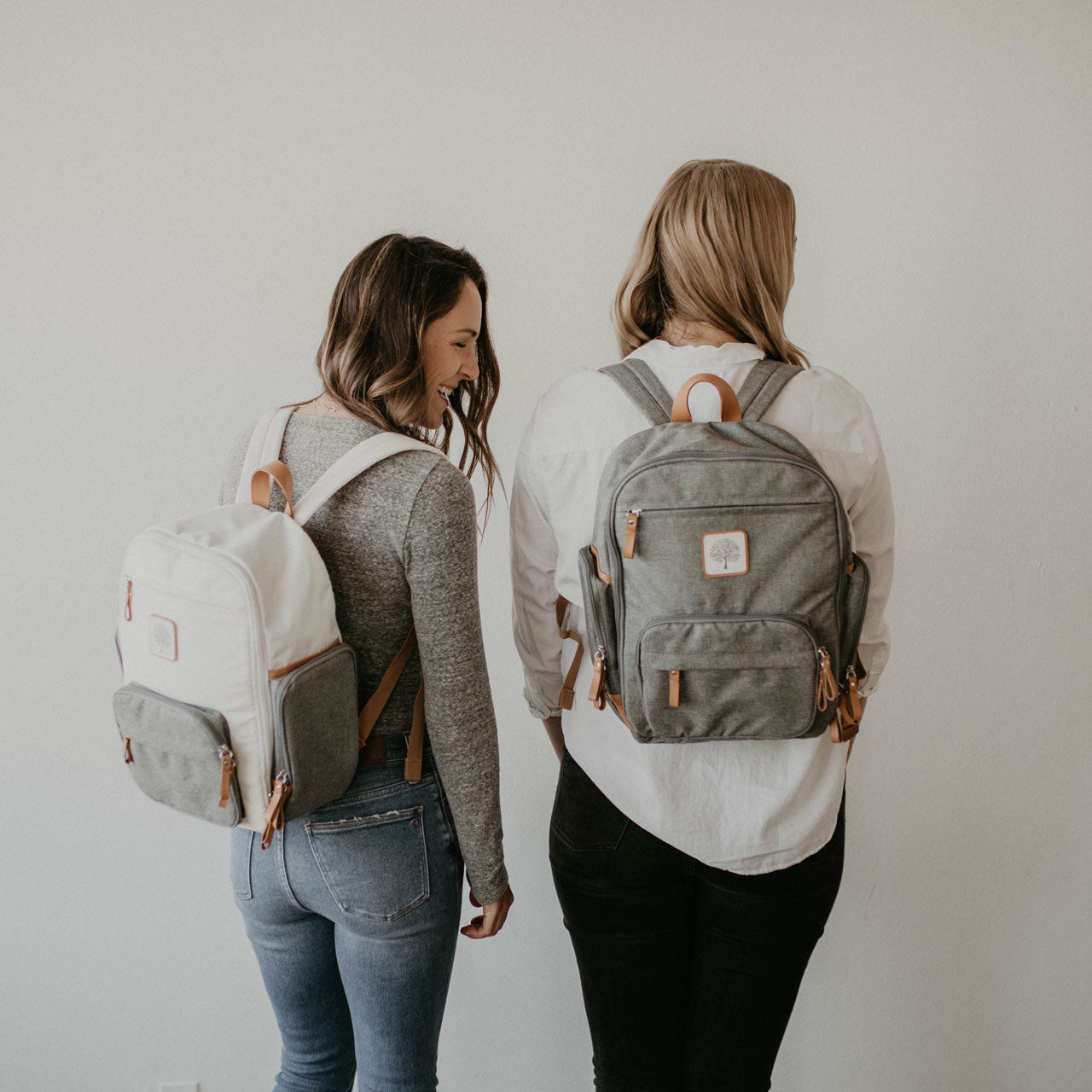 Birch bag mini in cream and grey on moms.